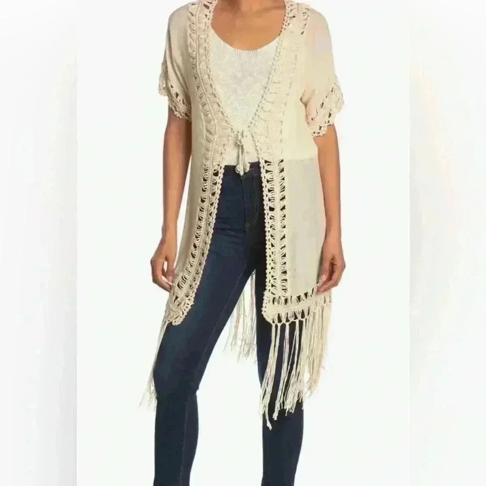 LIVE LOS ANGELES ANTHROPOLOGY BOHO CROCHET BORDER TAN FRINGE KIMONO